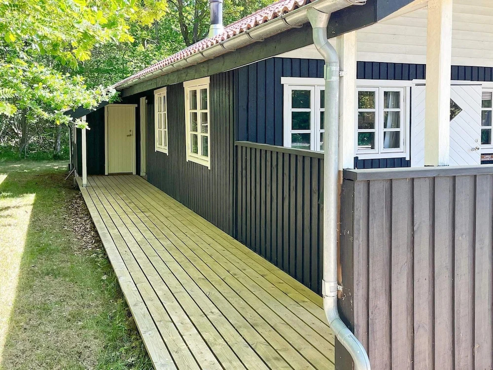 6 person holiday home in Glesborg-By Traum