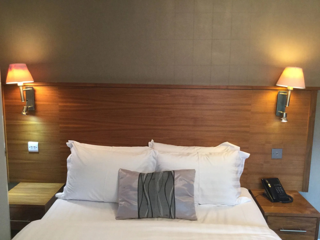 The New London Carlton Hotel & Service Apartments