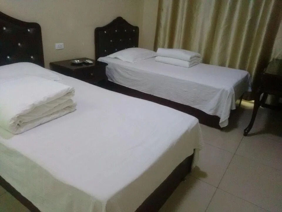 Tujia Express Inn