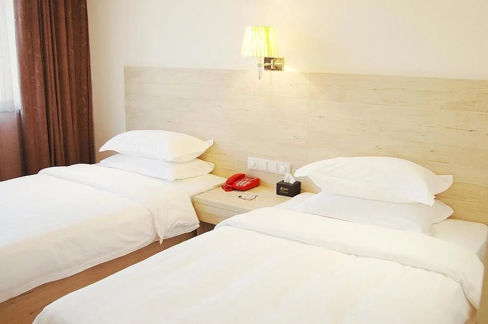 Xiangjiang Hotel