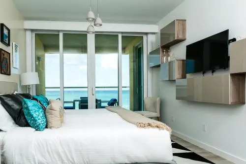 Executive Real Estate at Blue Residence