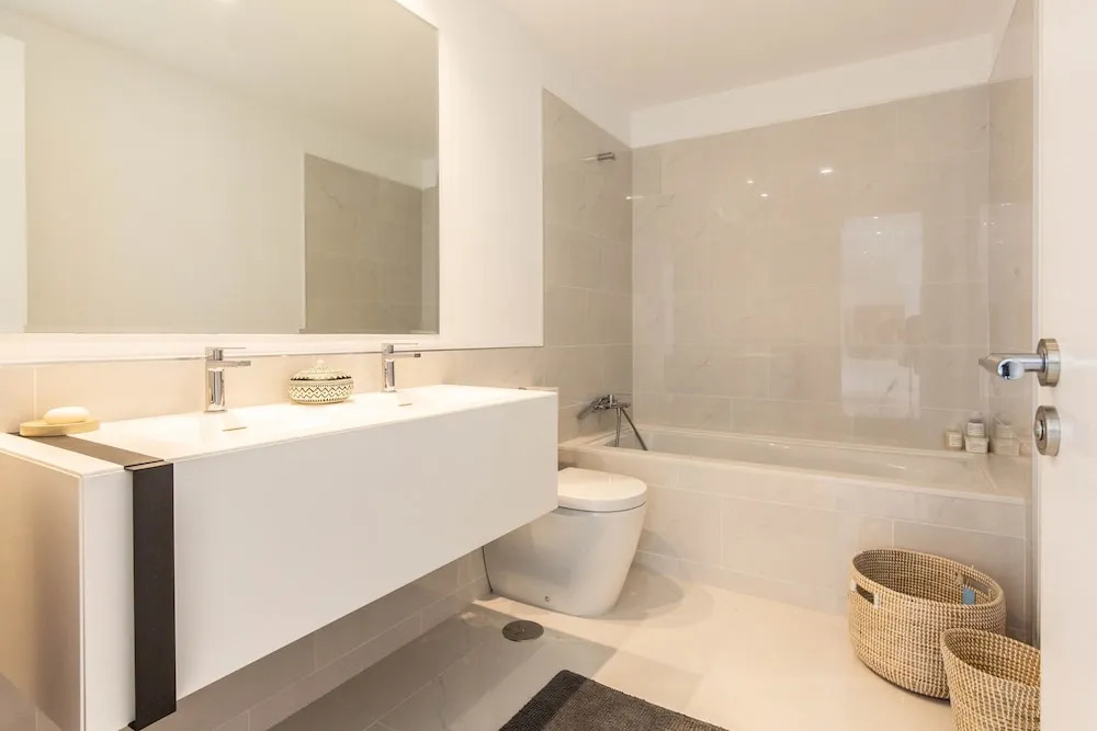 Exclusive Modern Duplex With Amazing Views Close Golf and Puerto Banus