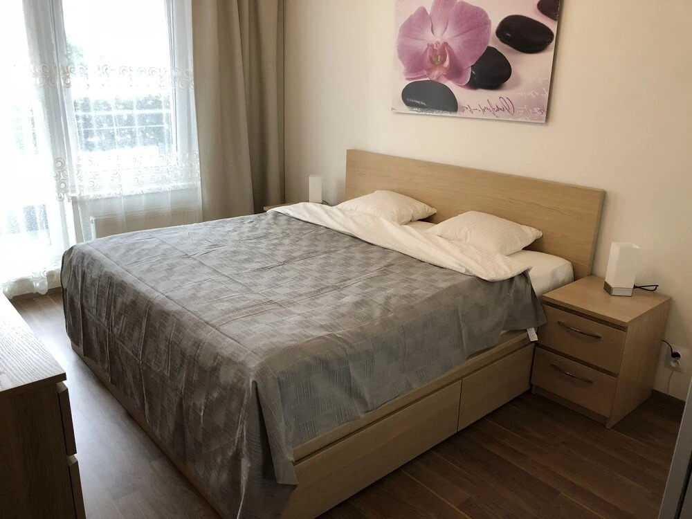 DeLuxe Apartments