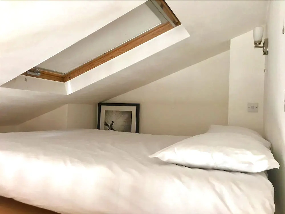 HFS Studio Next To Hydepark L30