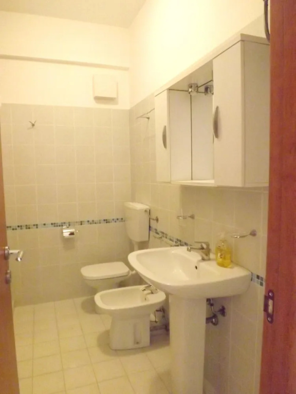 House With in Caucana finaiti casuzze finaiti Nord With Fu