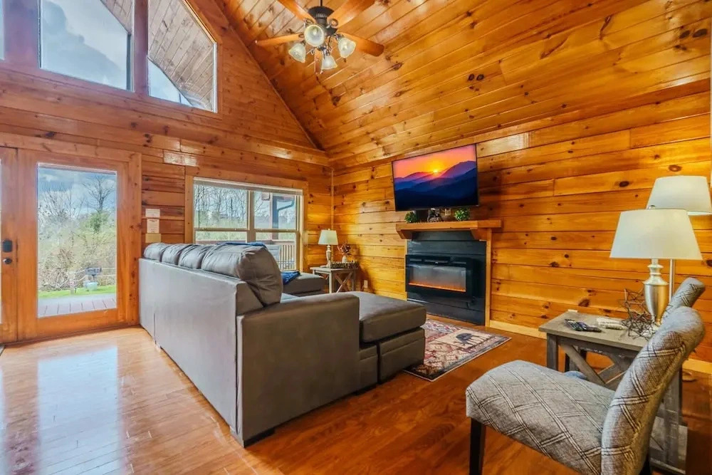 February Specials 3br-hot Tub-pet Friendly