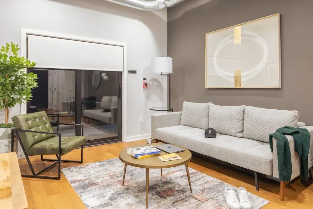 Sosuite 1BR Apt w W D Shared Roofdeck