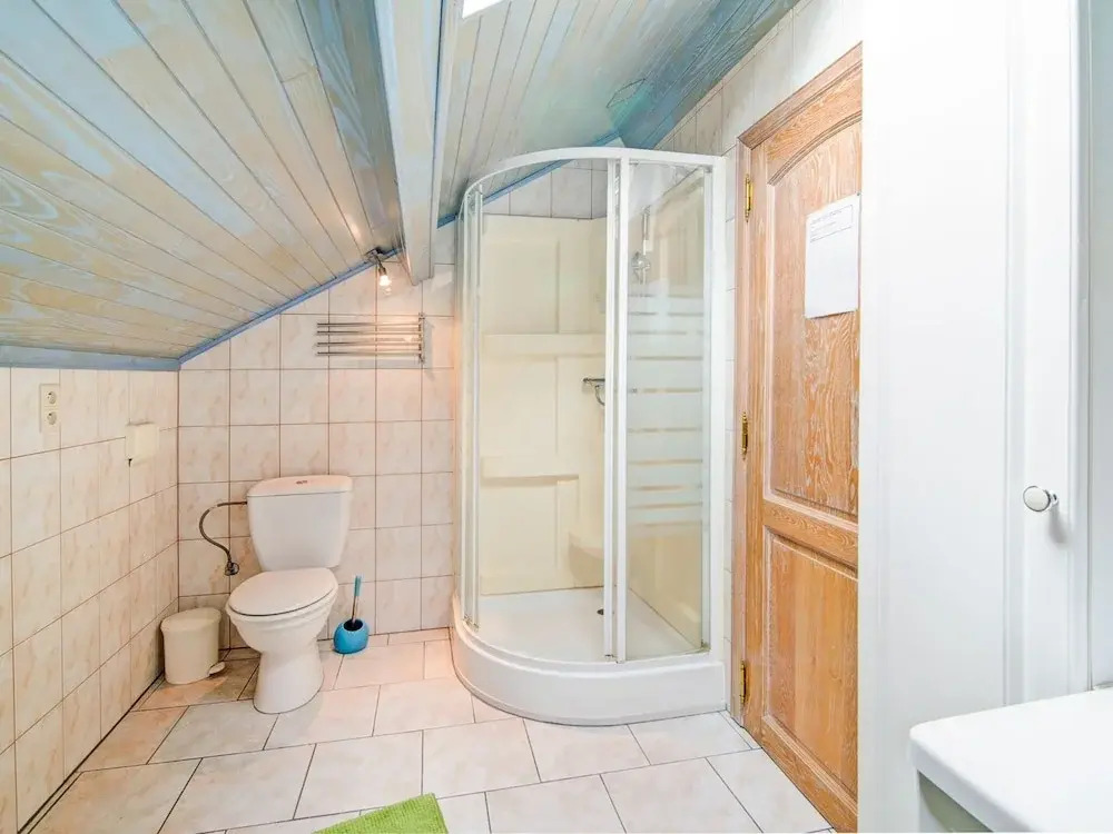 Charming Stay Near Forests