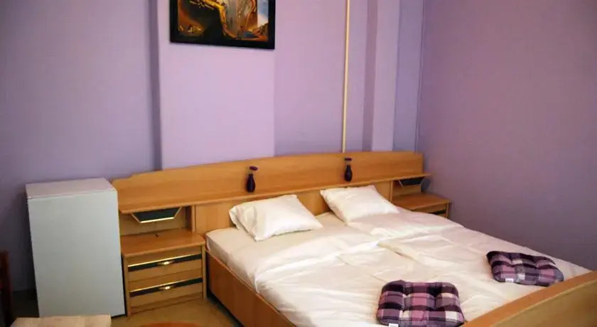 Discover Budapest Guest House