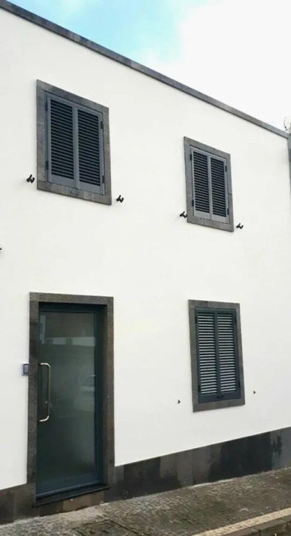 Remarkable 2-bed House in Ponta Delgada