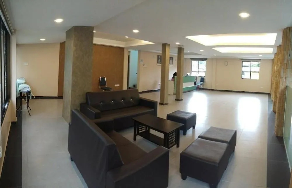 Adam Hotel