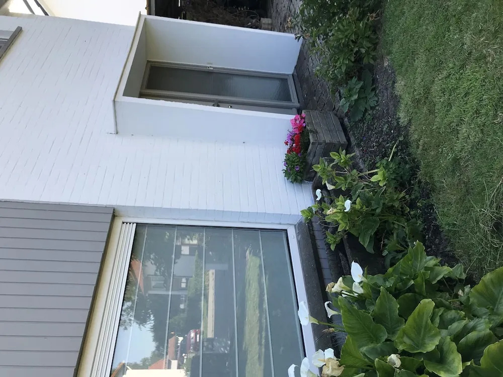 Secluded Holiday Home in Oostende with Garden