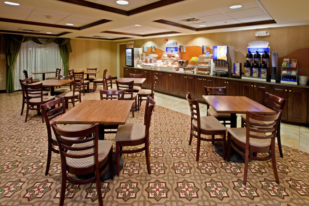 Holiday Inn Express Lebanon by IHG