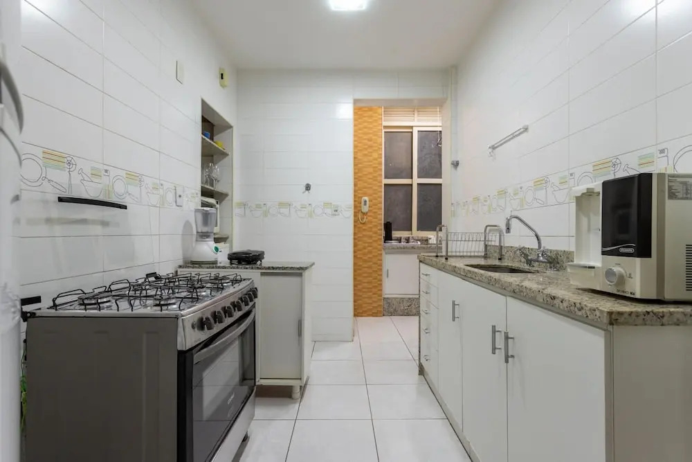 2 Minutes From Copacabana Beach A303