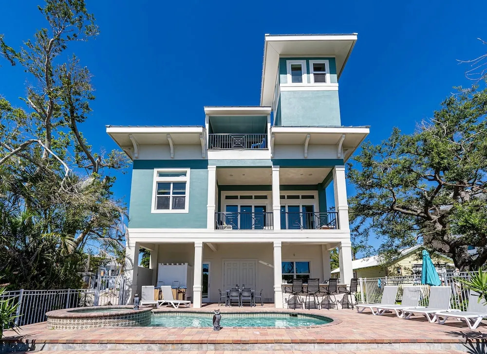 Beautiful Home with Private Pool on the North end of Fort Myers Beach! home