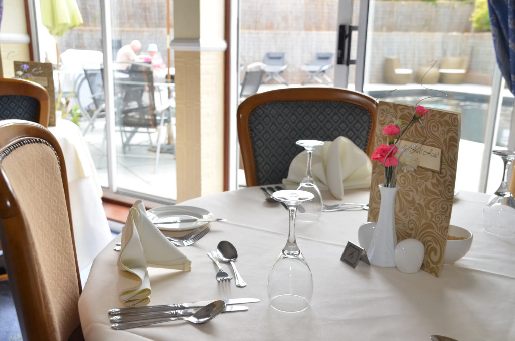 Melville Hall Hotel And Utopia Spa