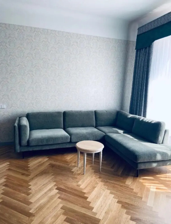 Roze Republikas Apartments