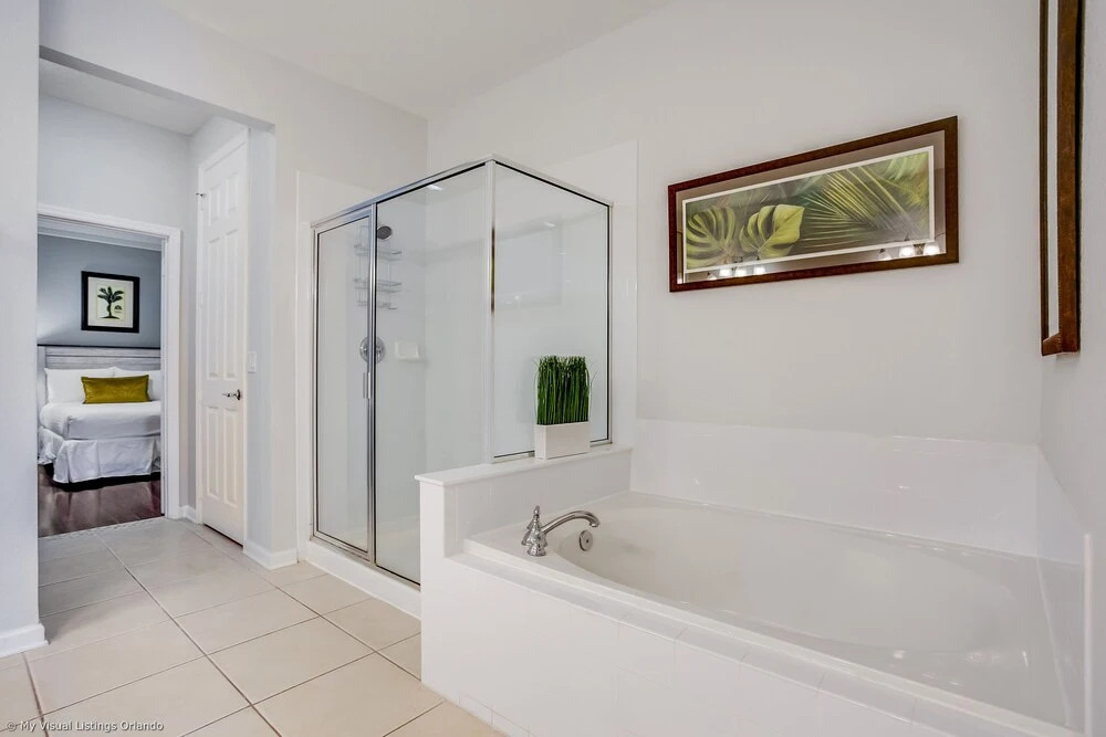 Freshly Remodeled Vista Cay Condo Near Disney!