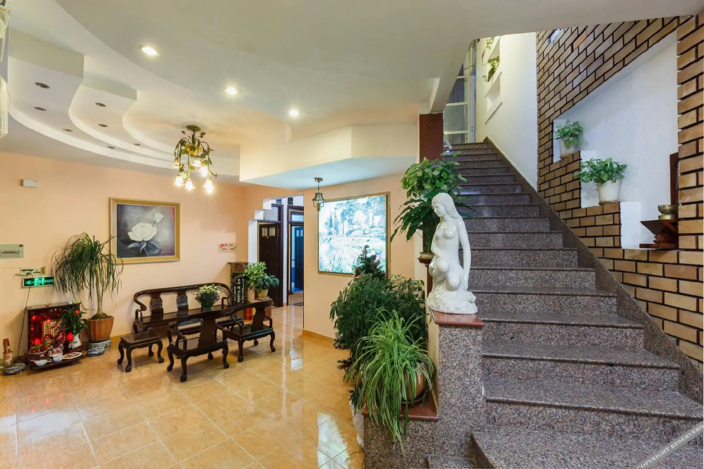 Tram Huong Hotel