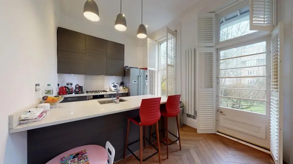 2 bed Flat in Fordwych Road