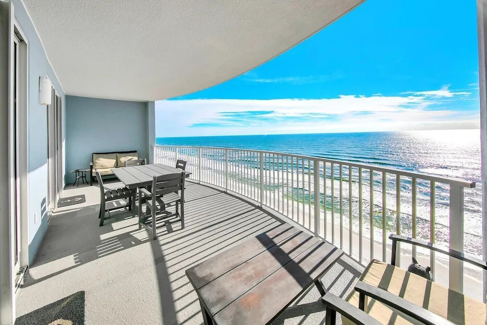 Twin Palms 1802