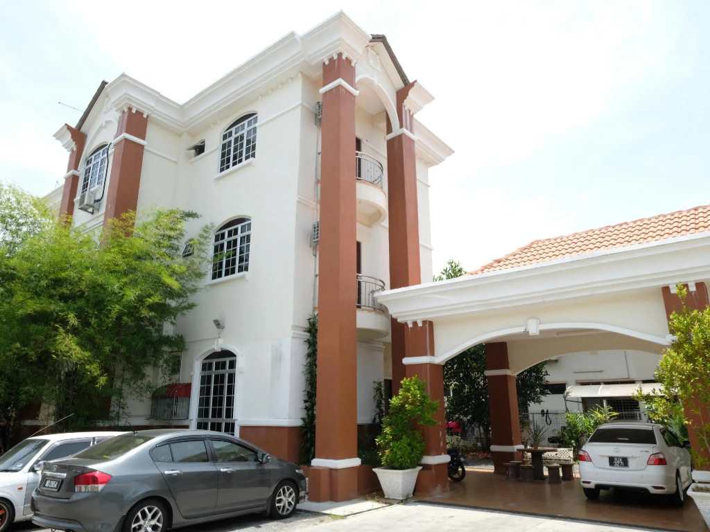 OYO 905 Hotel De'Light Villa