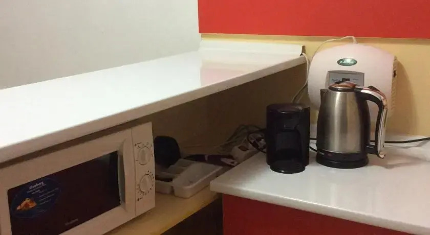M&R Hostel