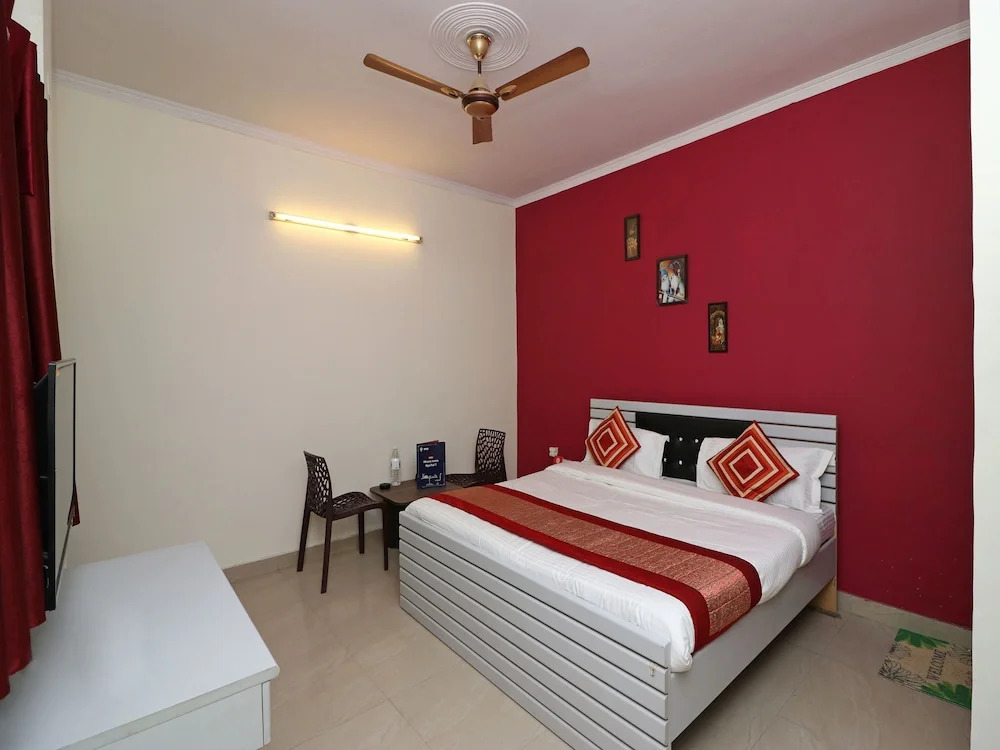 OYO 4787 Country Inn Stay