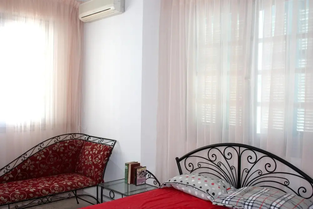 Villa With 4 Bedrooms in Mahdia, With Wonderful sea View, Enclosed Gar