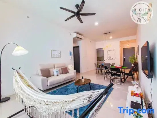Platino Paradigm Mall Homestay ByStay