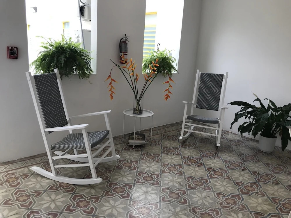 Hotel Nest