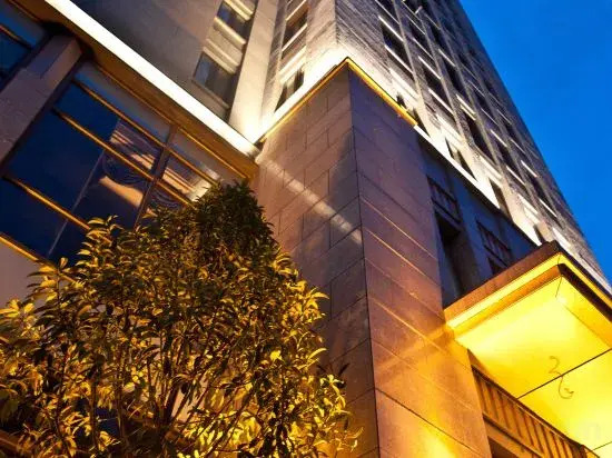Nanchang Kaimei Grand Hotel (Aixi Huxi Metro Station)