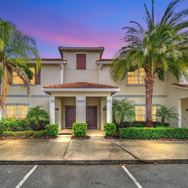 Lovely Family Home - 10min to Disney - Stl107