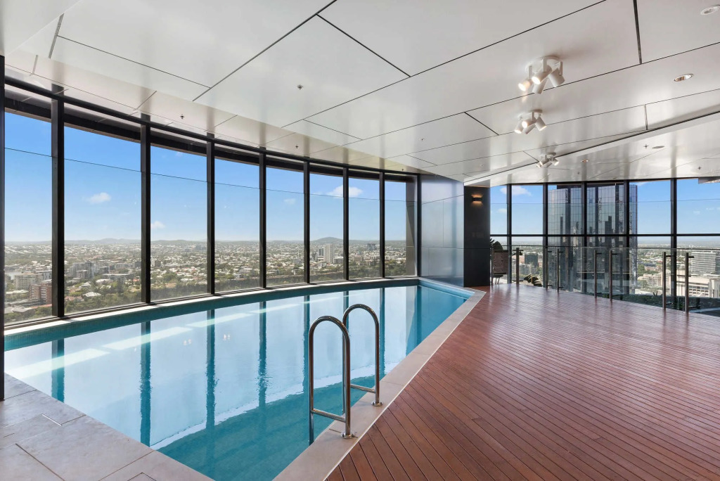 CLLIX Brisbane Skytower Apartments