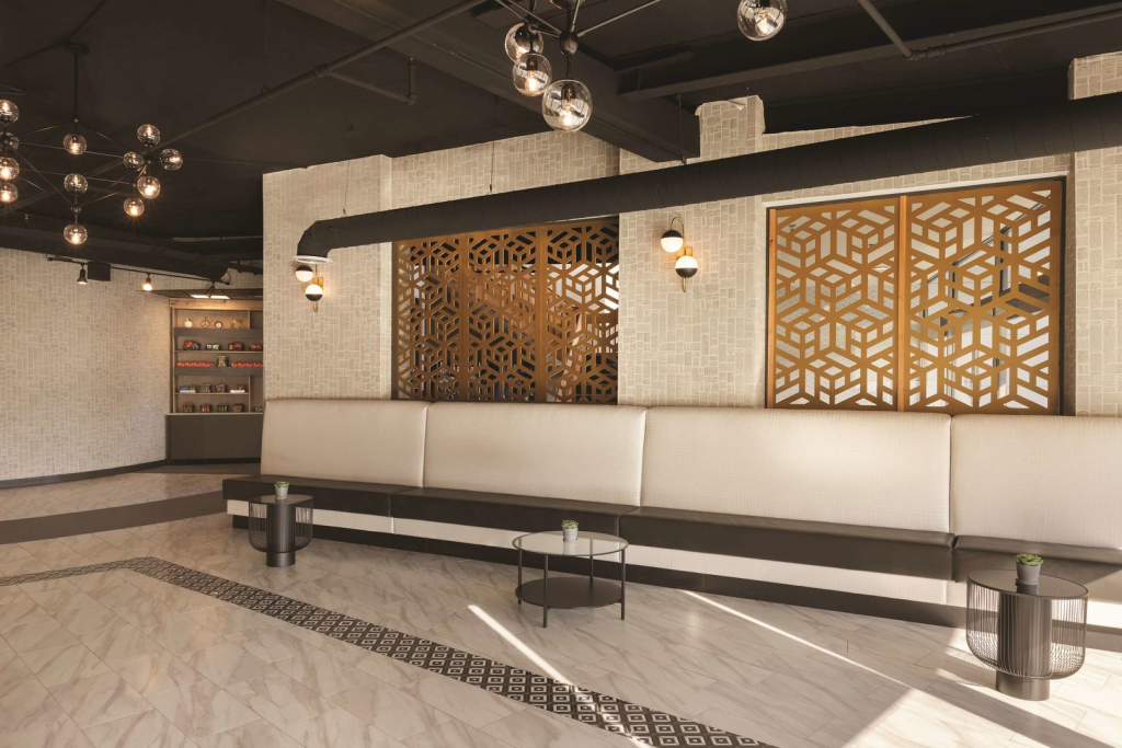 Holiday Inn Philadelphia Arpt-Stadium Area by IHG
