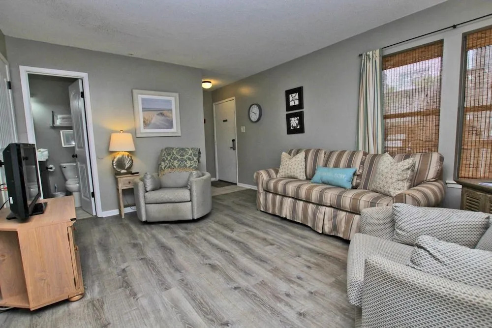 Ocean Reef 106