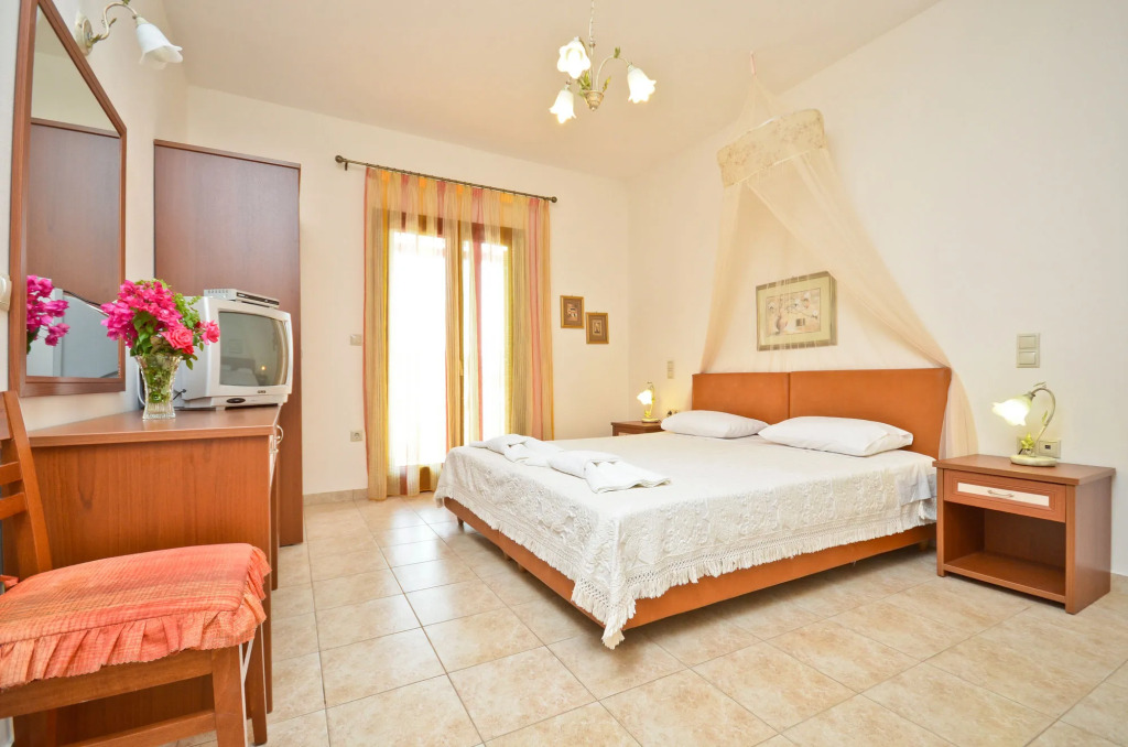 Anthi Studios Naxos