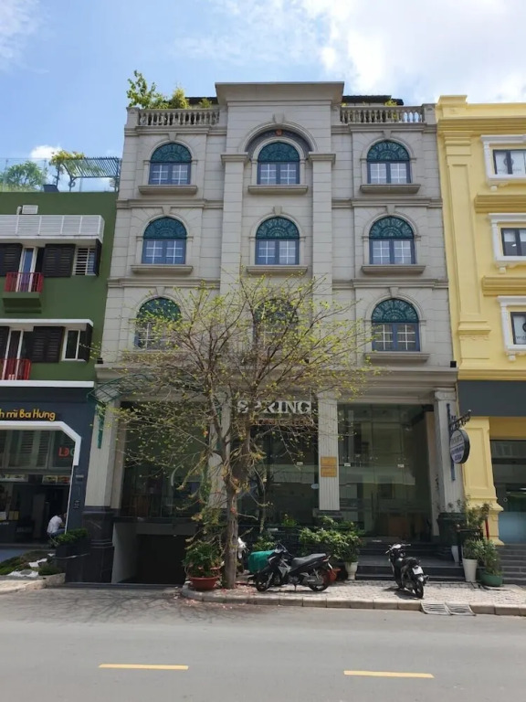 OYO 457 Spring Hotel