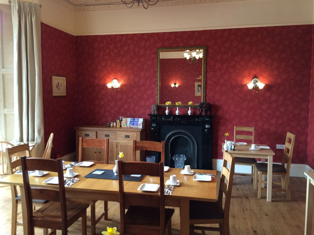 Crofton House Hotel