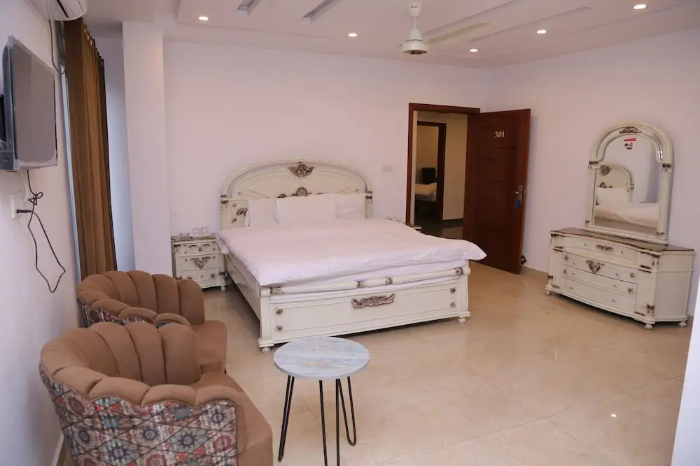 Regal Residency