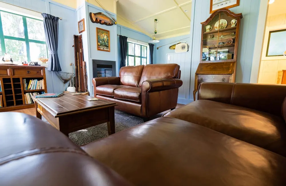 The Jolly Poacher Retreat