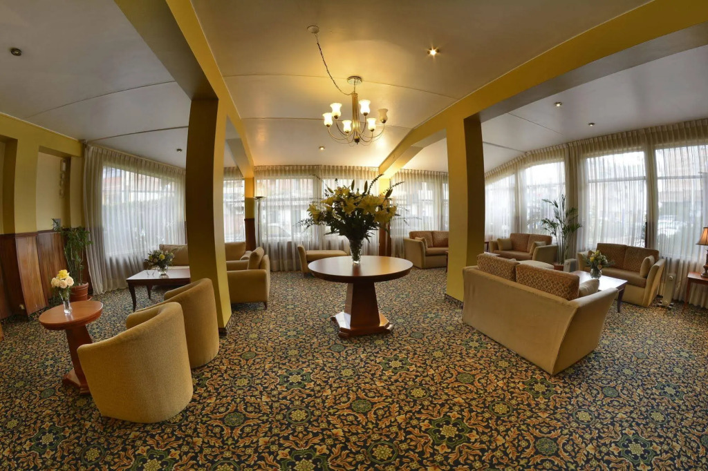 El Tumi Hotel