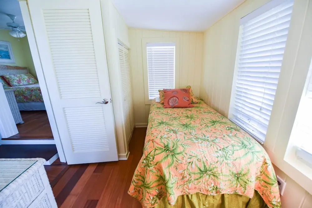 The Big Yellow House Apartment 5
