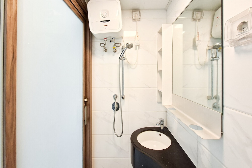 Stylish Studio For 2 Pax At Sky House Bsd Apartment