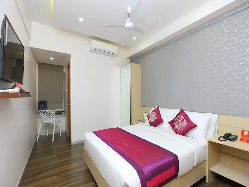 OYO 12236 The Pearl