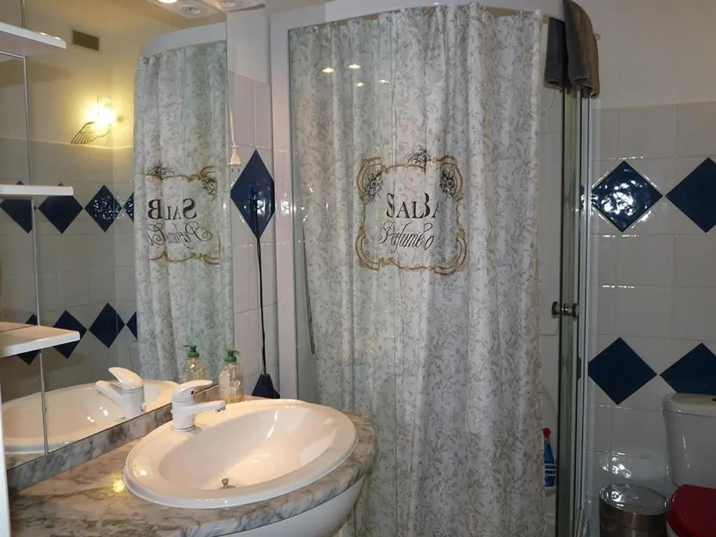One bedroom apartment in Cannes with a terrasse and stunning views walking distance to the Palais 453