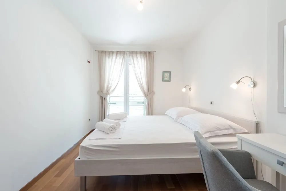 Apartment Maro Bayview