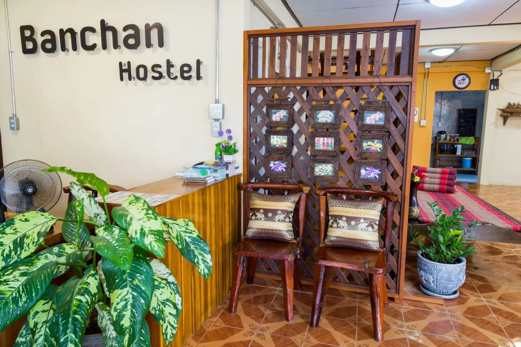 Banchan Hostel