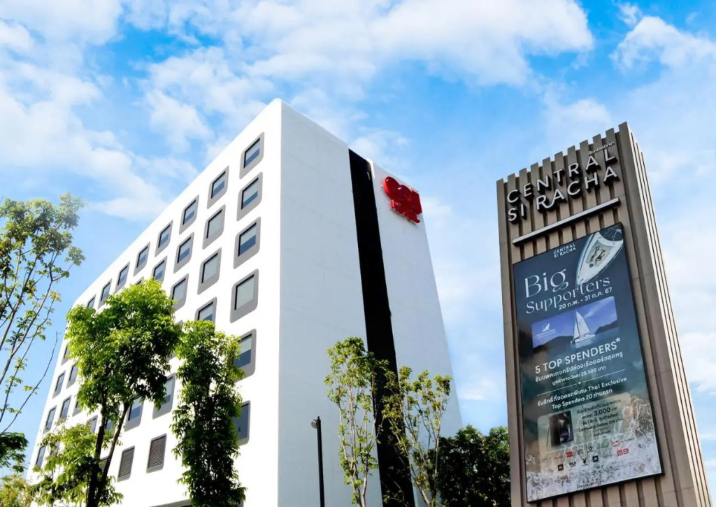 GO Hotel Si Racha at Central Si Racha