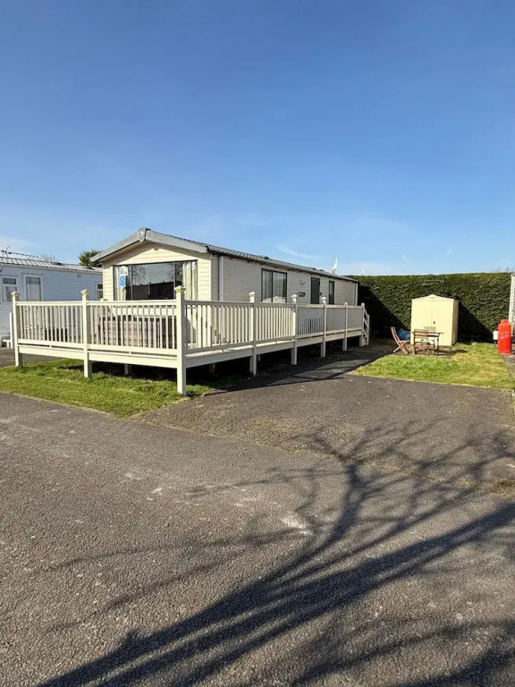 Sunny Chalet Retreat in Skegness